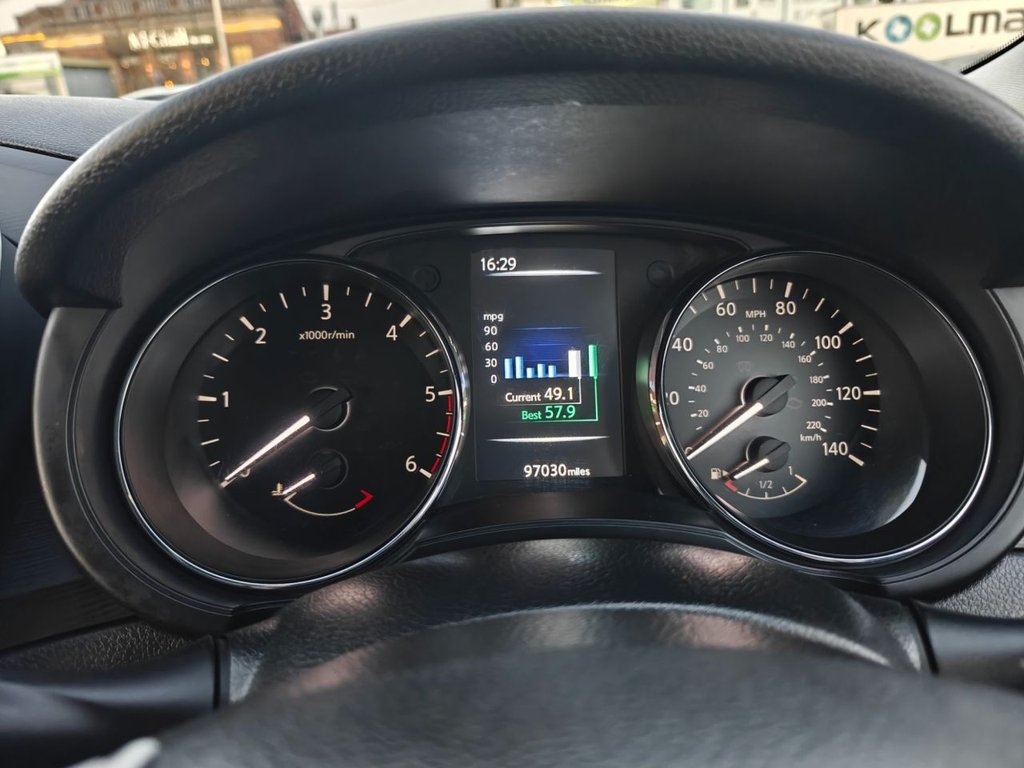 Used Nissan Pulsar 2015 for sale - 76520566: Photo 5