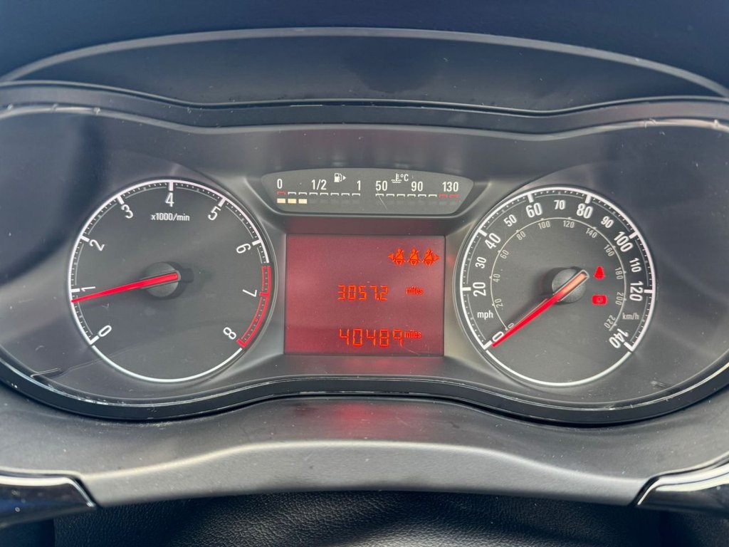 Used Vauxhall Corsa 2015 for sale - 76647696: Photo 5