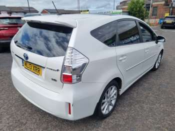 Used Toyota Prius+ 2013 for sale - 74801013: Photo