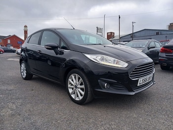 2016 (66) - 1.0T EcoBoost Titanium Hatchback 5dr Petrol Manual Euro 6 (s/s) (100 ps)