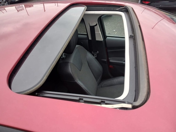 Used Ford Focus 2012 for sale - 76303956: Photo 16