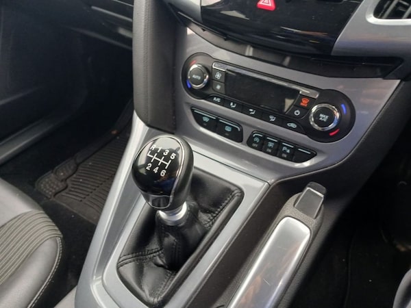 Used Ford Focus 2012 for sale - 76303956: Photo 5