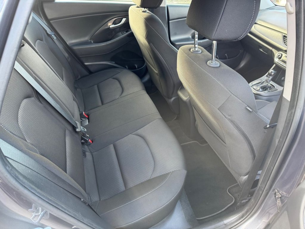 Used Hyundai i30 2017 for sale - 77056413: Photo 15