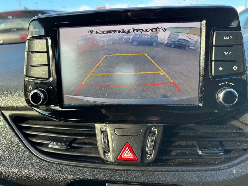 Used Hyundai i30 2017 for sale - 77056413: Photo 8