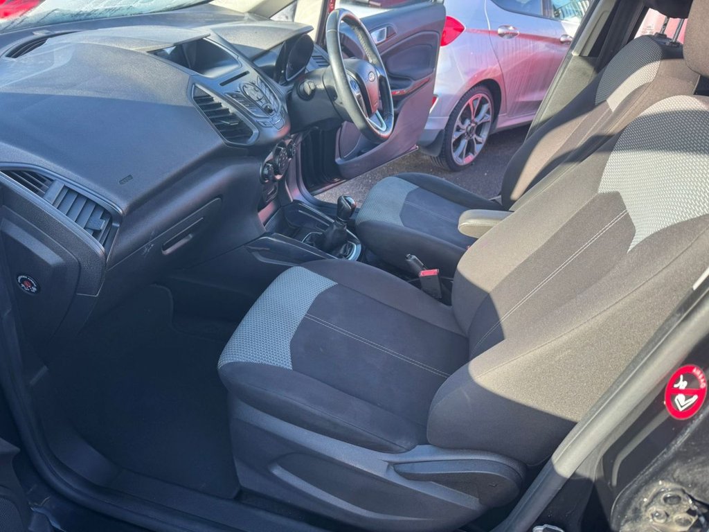 Used Ford Ecosport 2015 for sale - 77356639: Photo 7