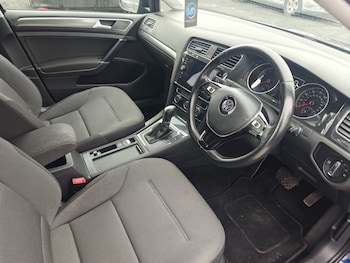 Used Volkswagen Golf 2018 for sale - 78246637: Photo