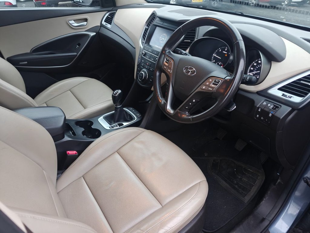 Used Hyundai Santa Fe 2016 for sale - 77319573: Photo 4