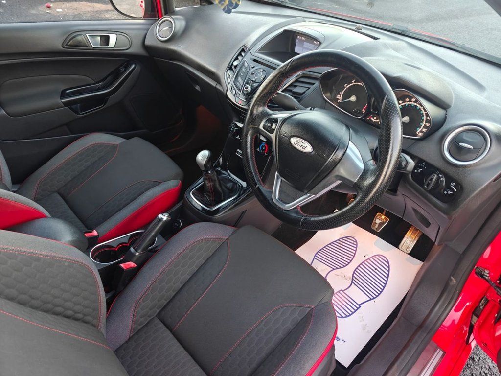 Used Ford Fiesta 2017 for sale - 76927528: Photo 4