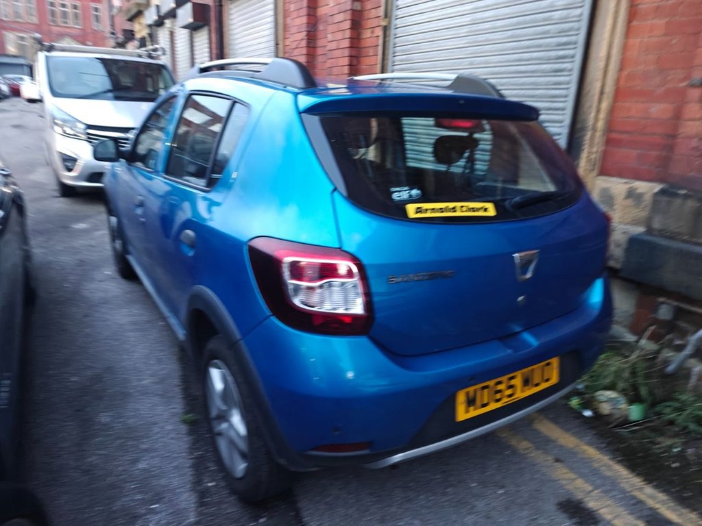 Used Dacia Sandero Stepway 2015 for sale - 76788033: Photo 4