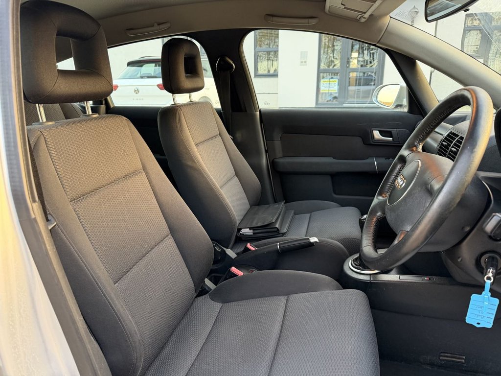 Used Audi A2 2002 for sale - 76605135: Photo 10