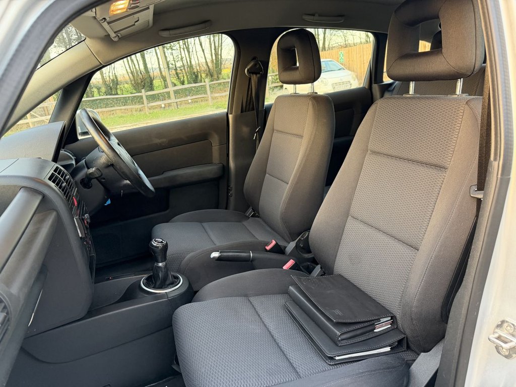 Used Audi A2 2002 for sale - 76605135: Photo 11