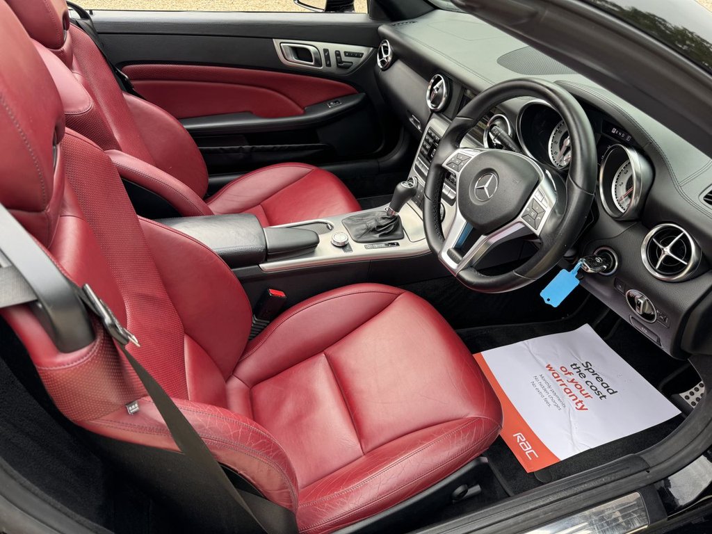 Used Mercedes-Benz SLK 2012 for sale - 76710929: Photo 15