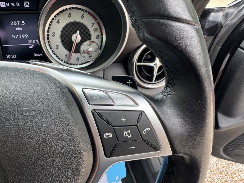 Used Mercedes-Benz SLK 2012 for sale - 76710929: Photo 31