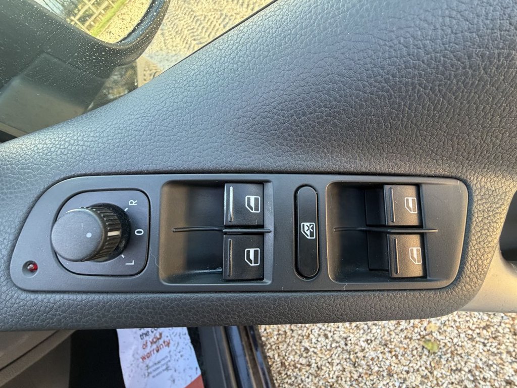 Used Volkswagen Tiguan 2008 for sale - 76698517: Photo 19