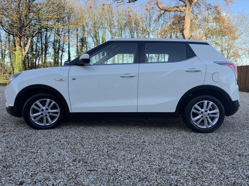 Used Ssangyong Tivoli 2017 for sale - 76792121: Photo 8