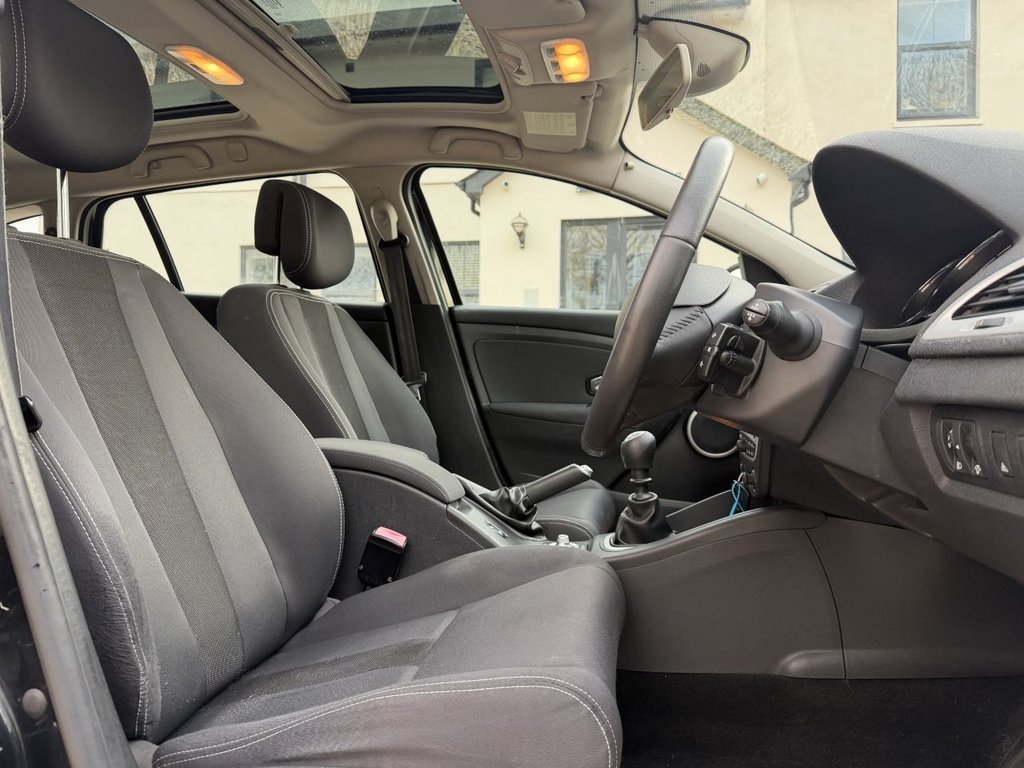 Used Renault Megane 2010 for sale - 77153559: Photo 15