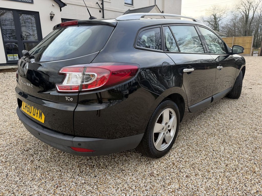 Used Renault Megane 2010 for sale - 77153559: Photo 8