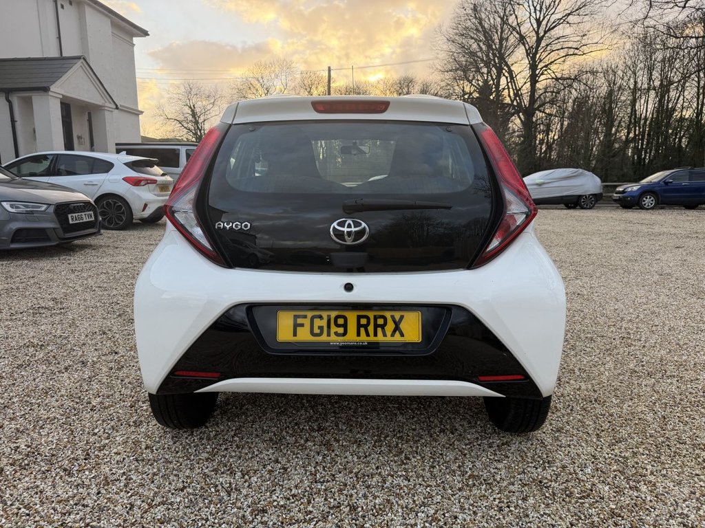 Used Toyota AYGO 2019 for sale - 77693666: Photo 11