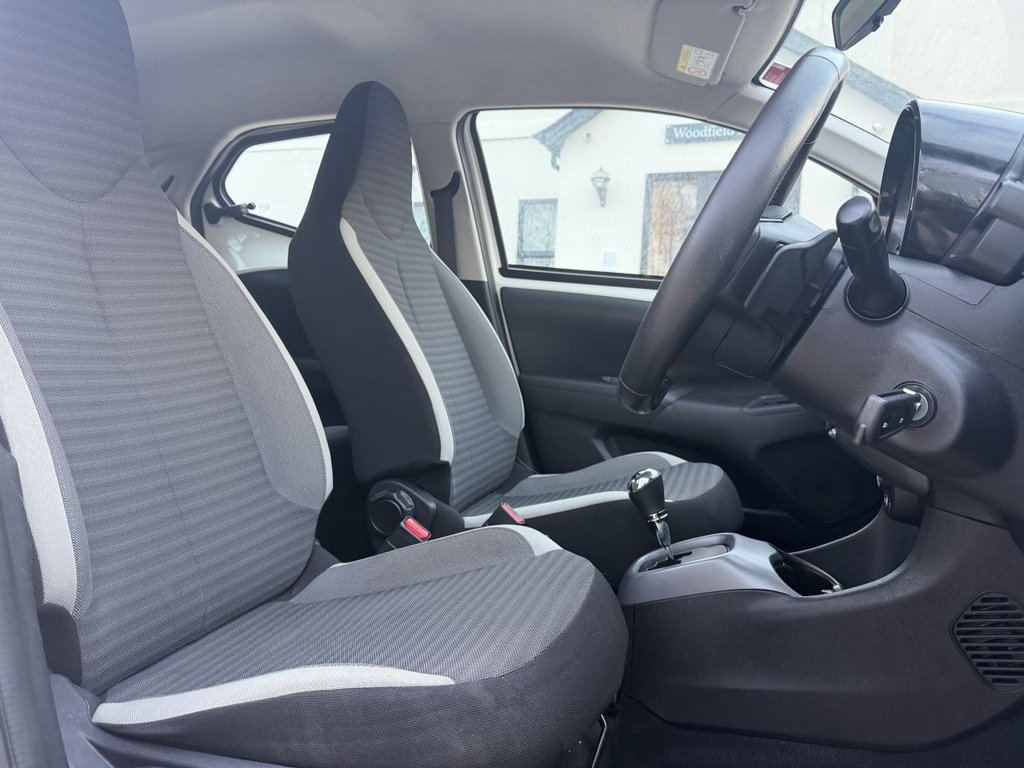 Used Toyota AYGO 2019 for sale - 77693666: Photo 15