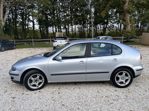 Used SEAT Leon 2004 for sale - 76279845: Photo 1