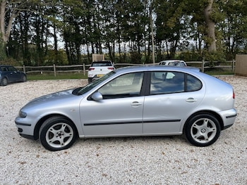 2004 (04) - 1.8 20v SE Hatchback 5dr Petrol Manual (192 g/km, 125 bhp)