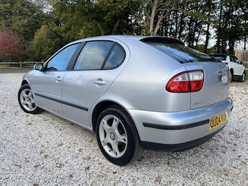 Used SEAT Leon 2004 for sale - 76279845: Photo 2
