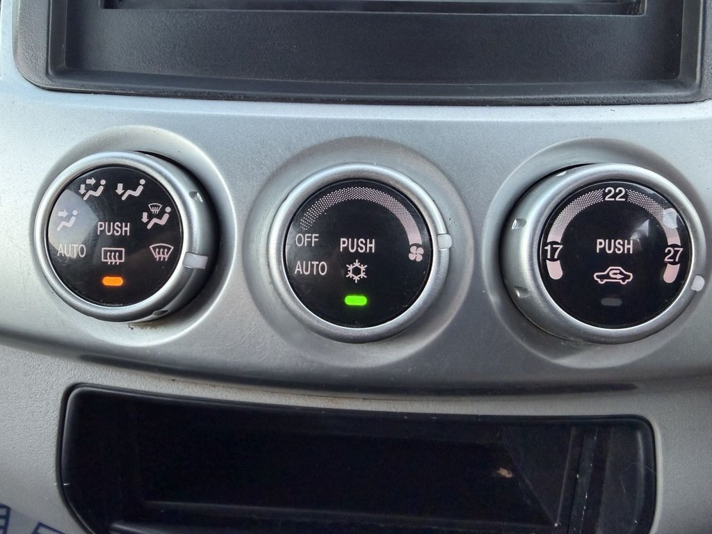 Used Mitsubishi L200 2013 for sale - 76654655: Photo 24