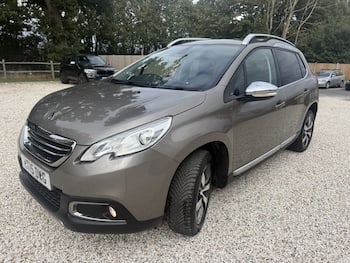 Used Peugeot 2008 2015 for sale - 79804996: Photo