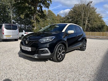 Used Renault Captur 2018 for sale - 76273217: Photo