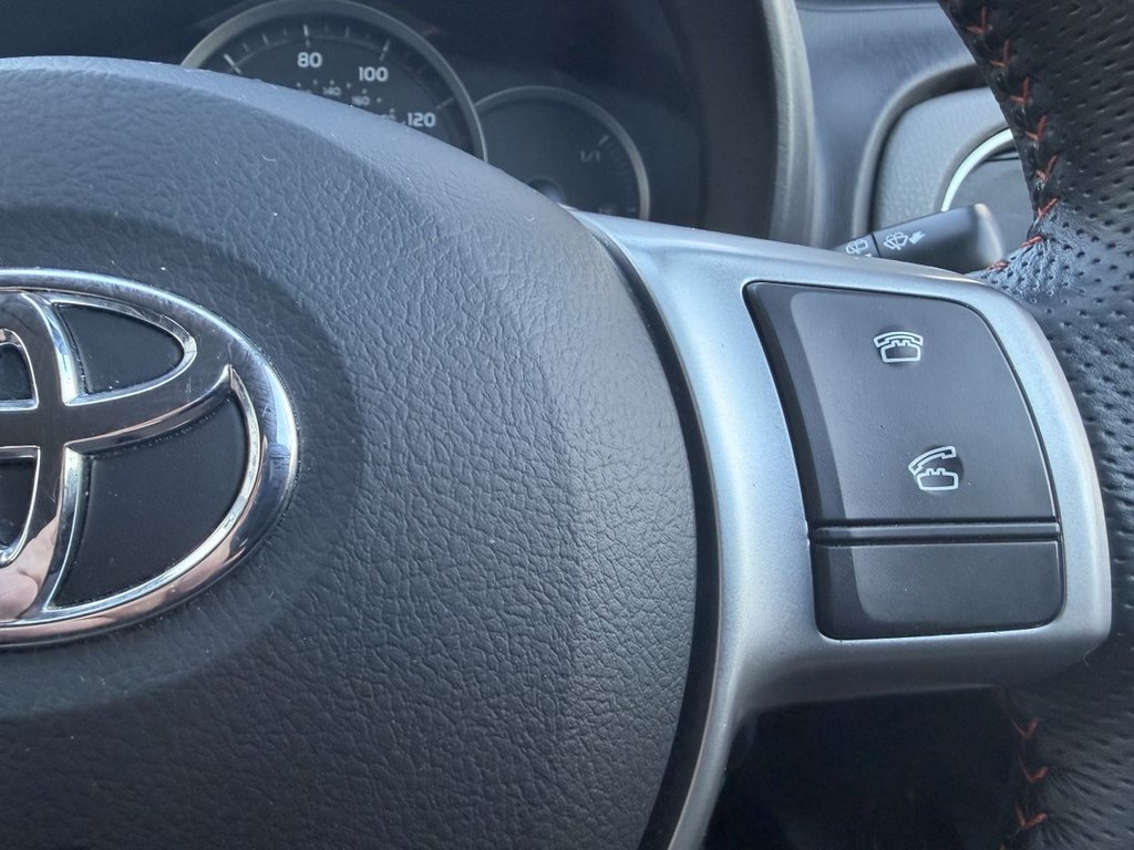 Used Toyota Yaris 2012 for sale - 76934743: Photo 28