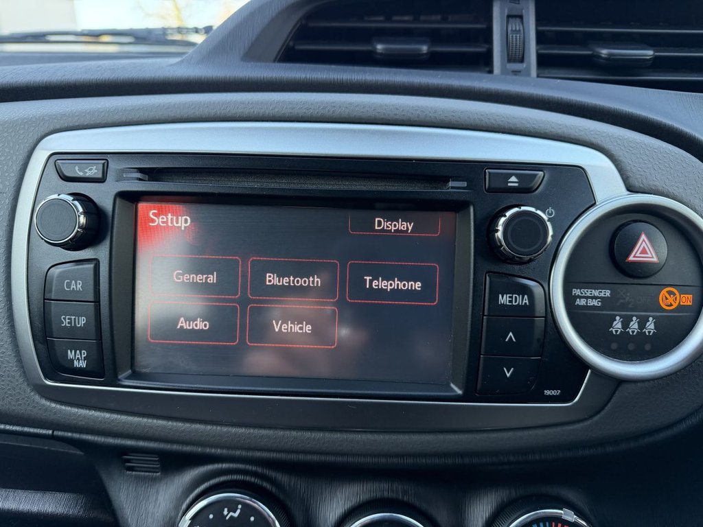 Used Toyota Yaris 2012 for sale - 76934743: Photo 32