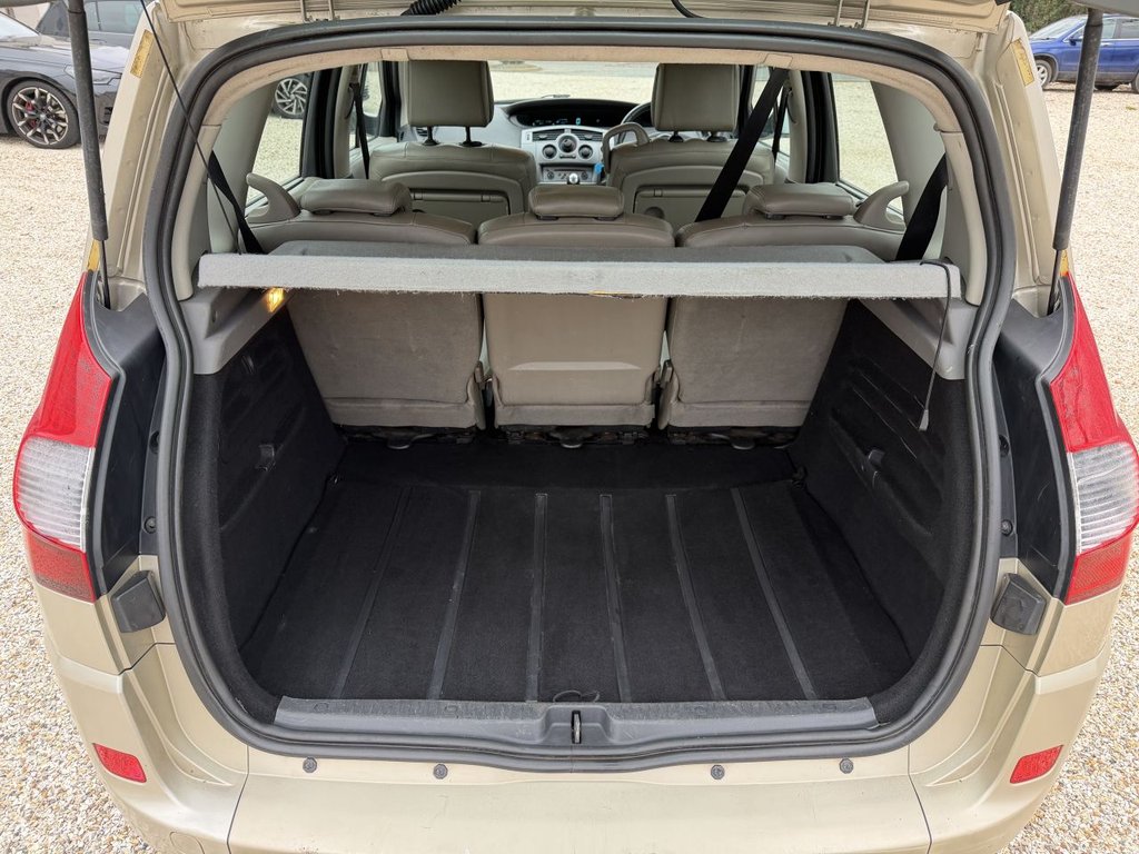 Used Renault Scenic 2008 for sale - 77065021: Photo 11