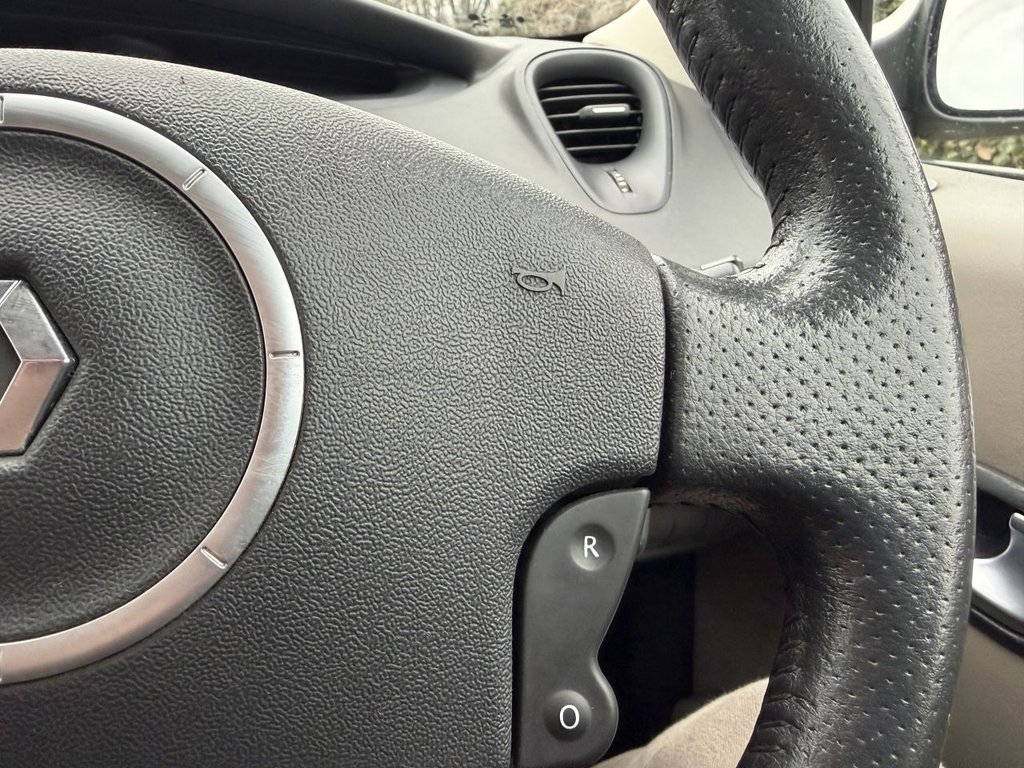 Used Renault Scenic 2008 for sale - 77065021: Photo 18