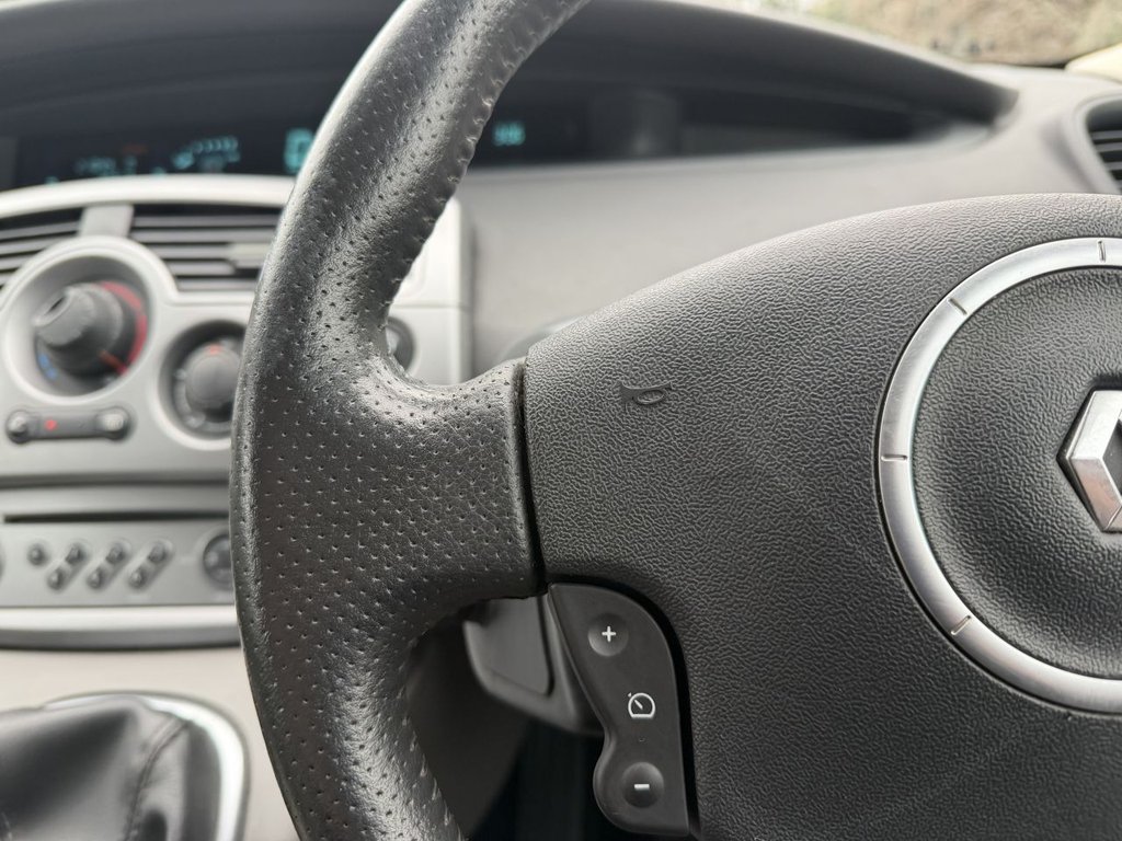 Used Renault Scenic 2008 for sale - 77065021: Photo 19