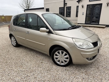 2008 (08) - 1.5 dCi Dynamique 5dr