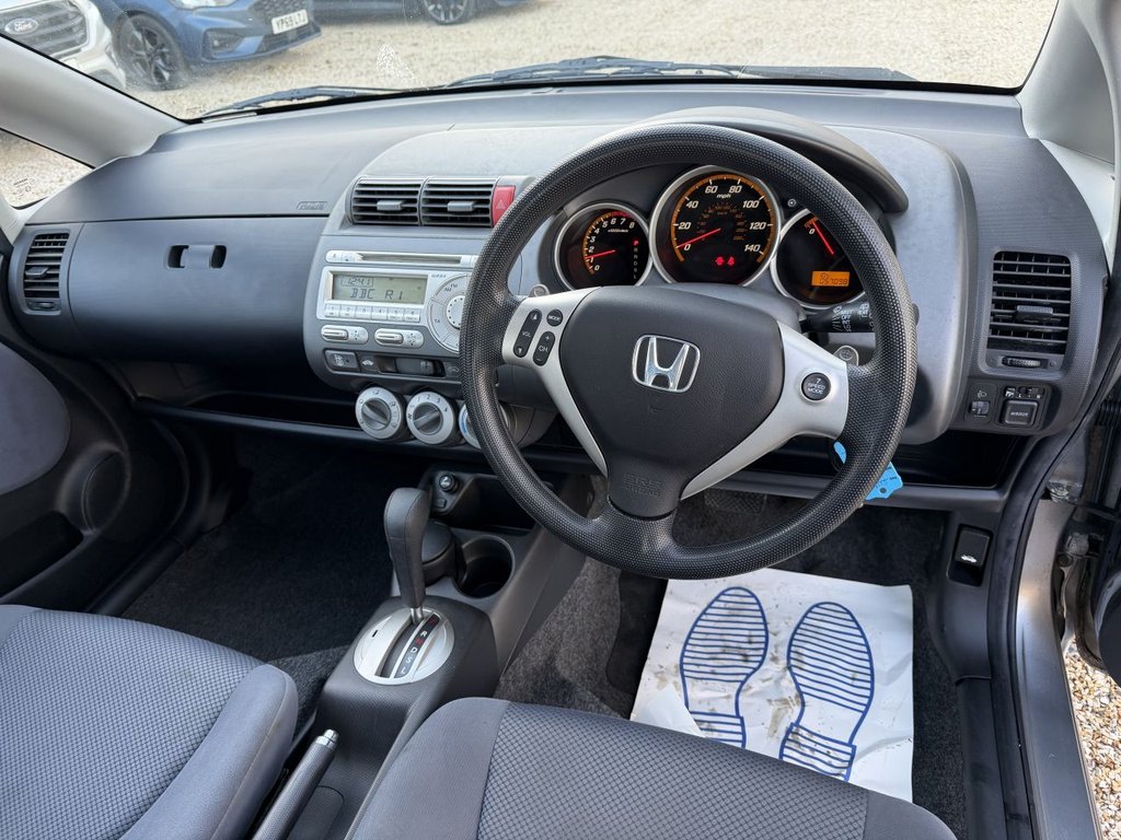 Used Honda Jazz 2016 for sale - 76934784: Photo 12