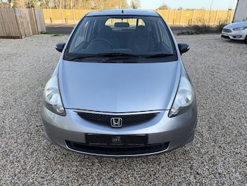 Used Honda Jazz 2016 for sale - 76934784: Photo