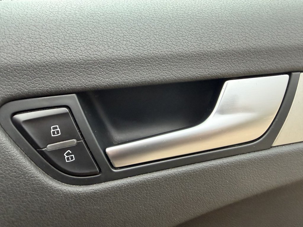 Used Audi A4 2011 for sale - 76654595: Photo 25