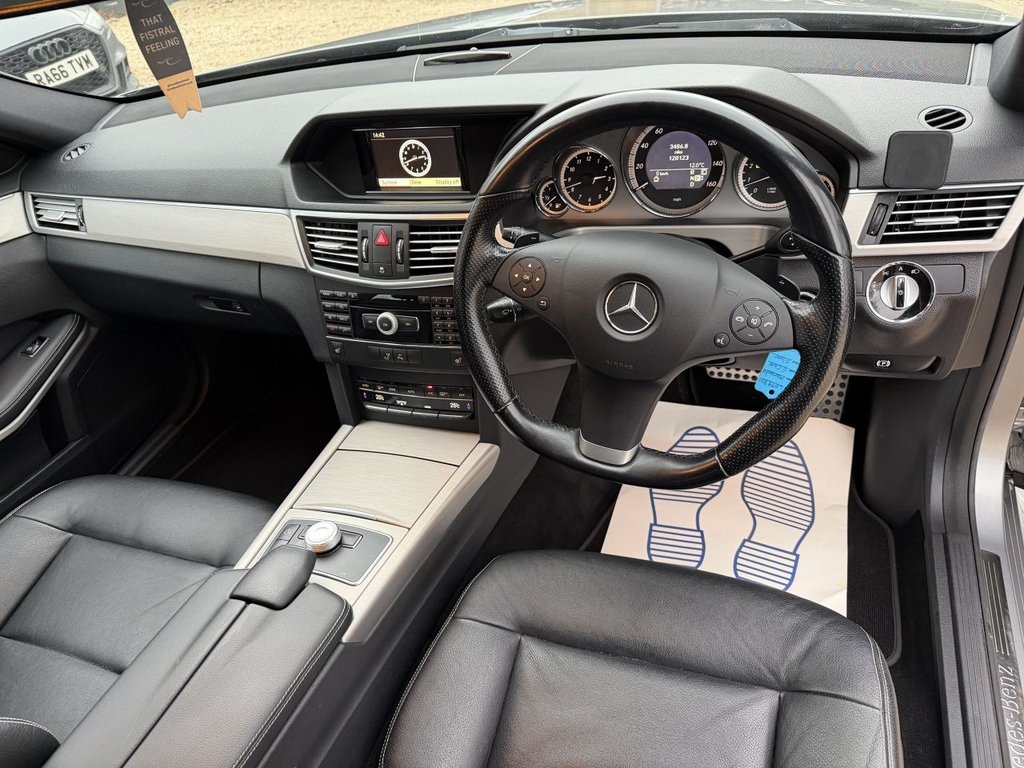 Used Mercedes-Benz E Class 2010 for sale - 76923362: Photo 13