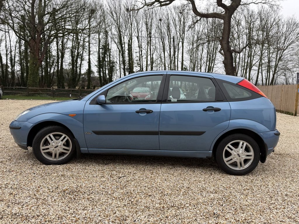 Used Ford Focus 2003 for sale - 77608694: Photo 5