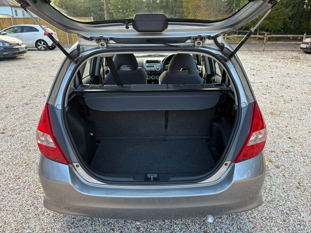 Used Honda Jazz 2008 for sale - 76430416: Photo 20