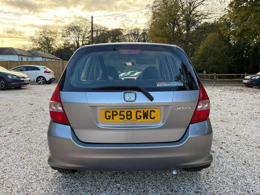 Used Honda Jazz 2008 for sale - 76430416: Photo 5