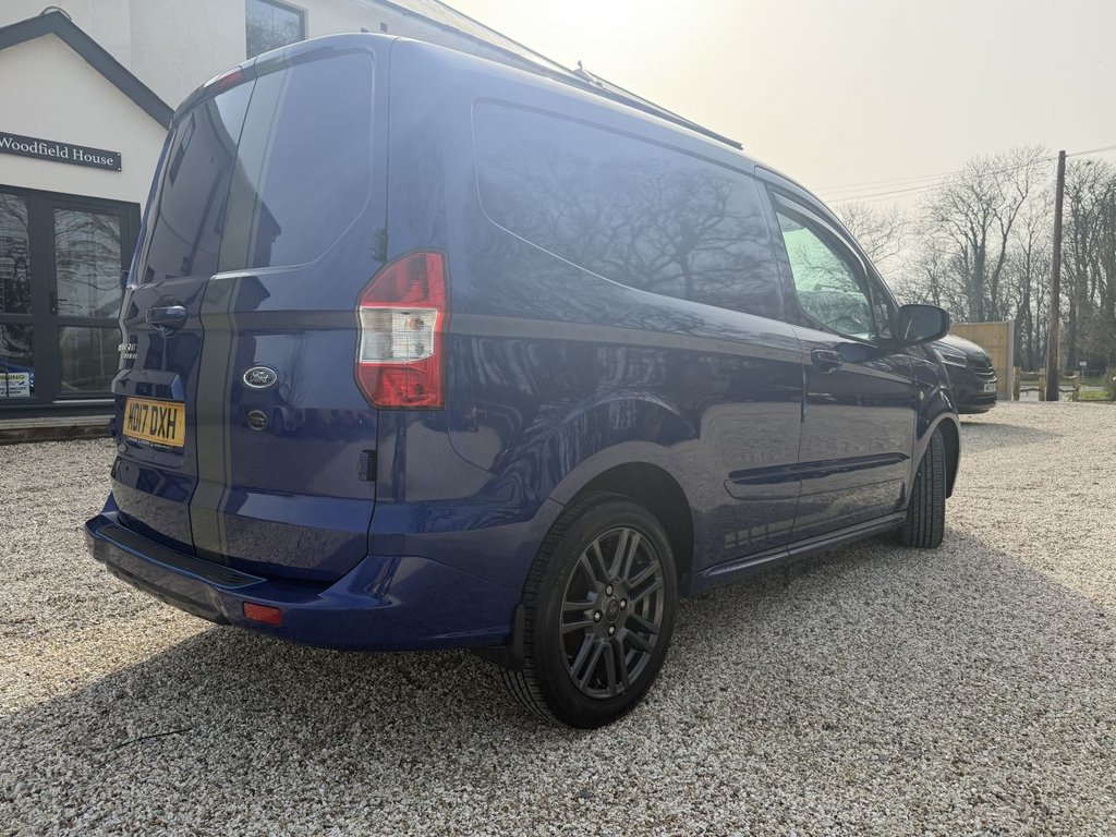 Used Ford Transit Courier 2017 for sale - 77765574: Photo 10