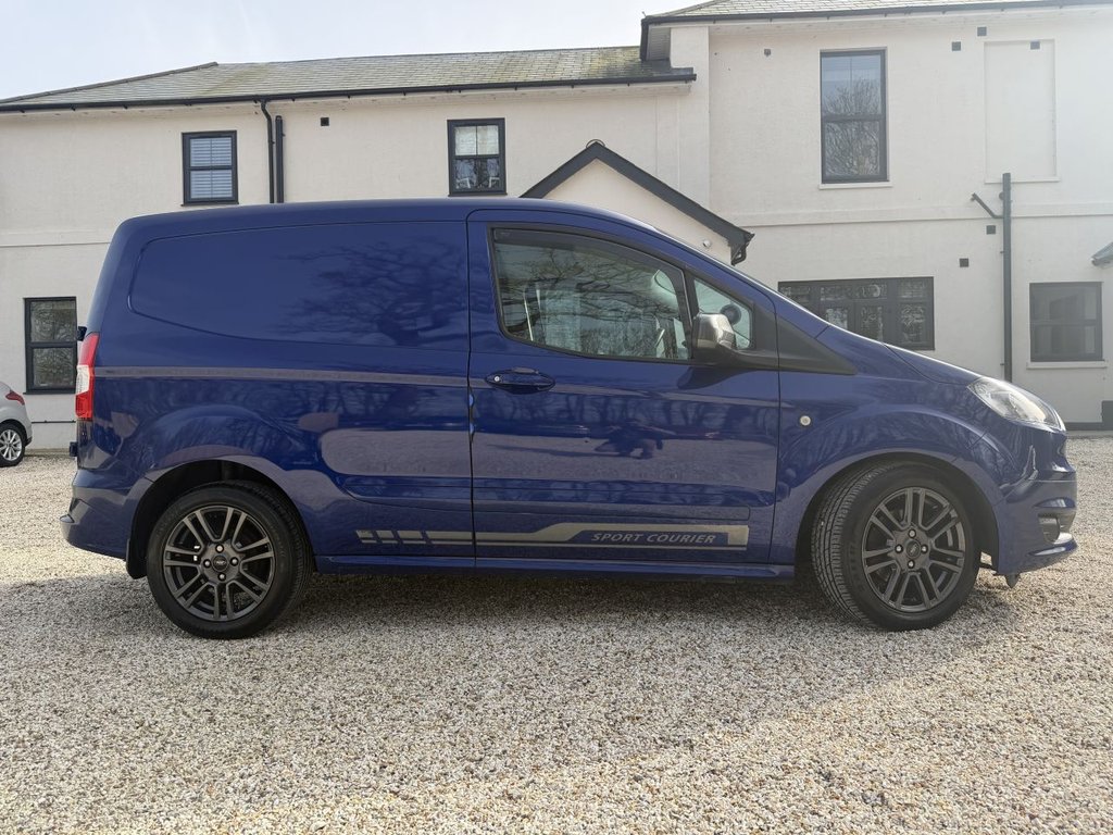 Used Ford Transit Courier 2017 for sale - 77765574: Photo 12