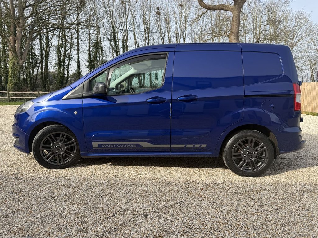 Used Ford Transit Courier 2017 for sale - 77765574: Photo 6