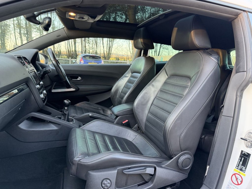 Used Volkswagen Scirocco 2010 for sale - 76655302: Photo 14