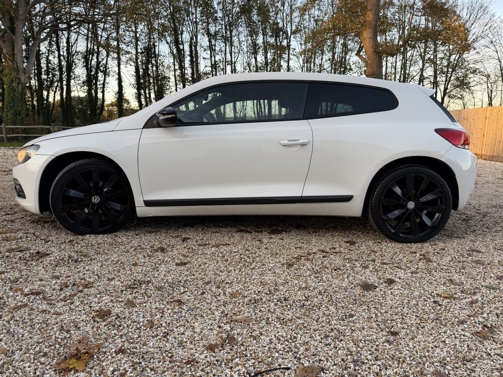 Used Volkswagen Scirocco 2010 for sale - 76655302: Photo 7