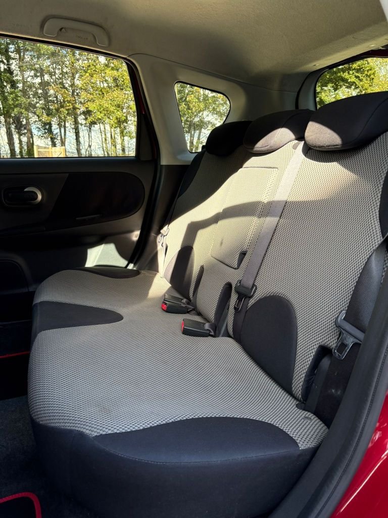 Used Nissan Note 2010 for sale - 76520401: Photo 21