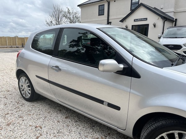 Used Renault Clio 2008 for sale - 76304193: Photo 14