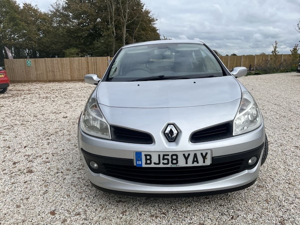 Used Renault Clio 2008 for sale - 76304193: Photo 3